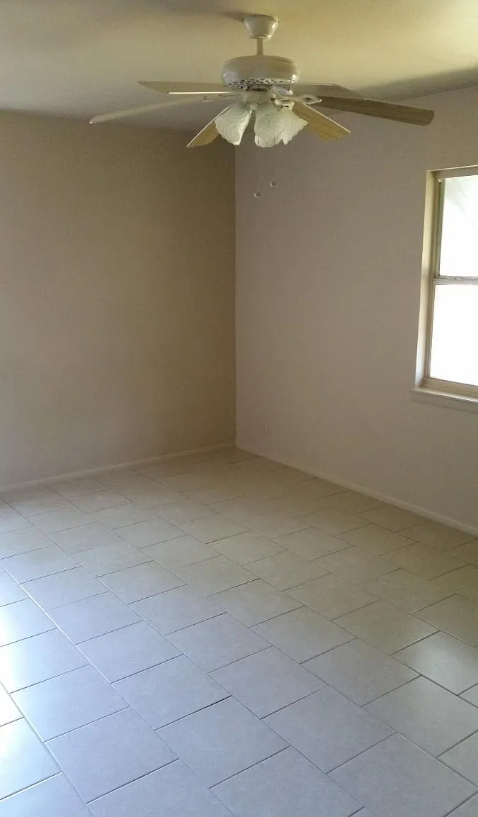 2 bed, 750 sqft, $1,700 — Photo 4