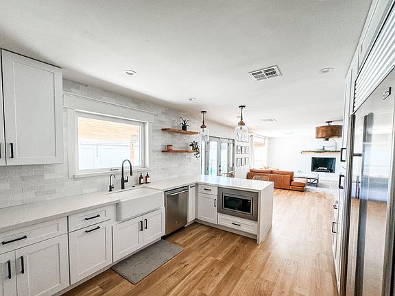 4th image of 8319 E Heatherbrae Dr