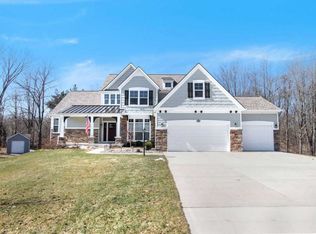 6403 Summer Meadows Dr NE, Rockford, MI 49341