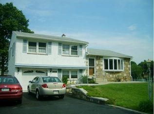 1141 Alvin Ave, Bensalem, PA 19020