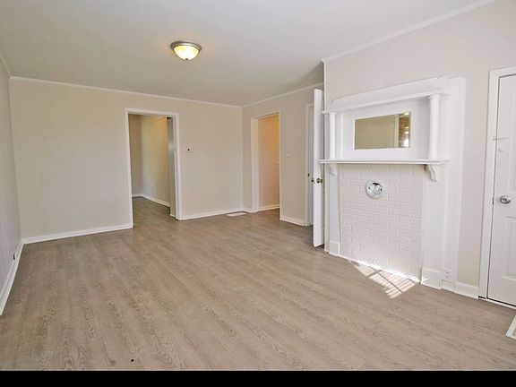 2nd image of 1221 Whitney St