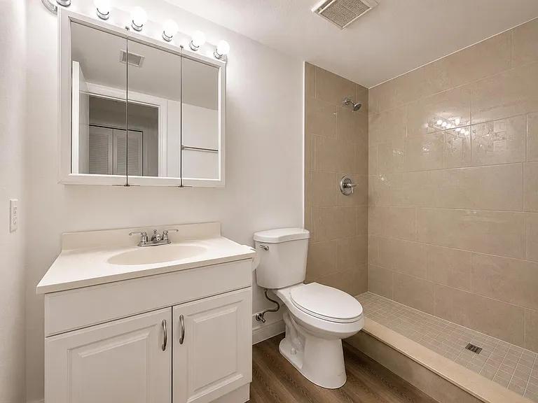 601 S State Road 7 #2H — Photo 5