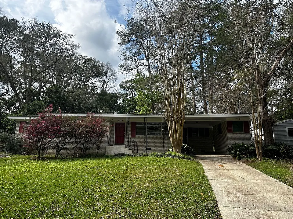 2214 Joyner Dr