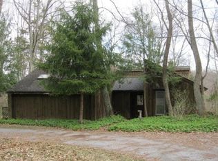 928 Dove Island Rd, Newton, NJ 07860