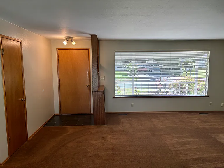 11454 SE 180th Pl — Photo 5