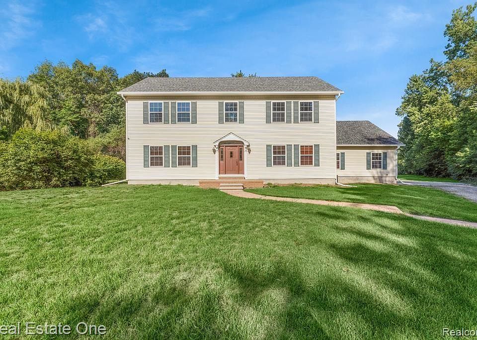 21280 Merriman Rd, New Boston, MI 48164 MLS 20221034468 Zillow