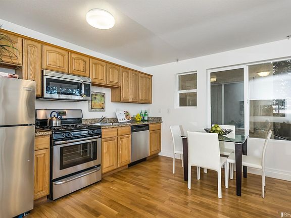 3rd image of 901 Bay Shore Blvd APT 314