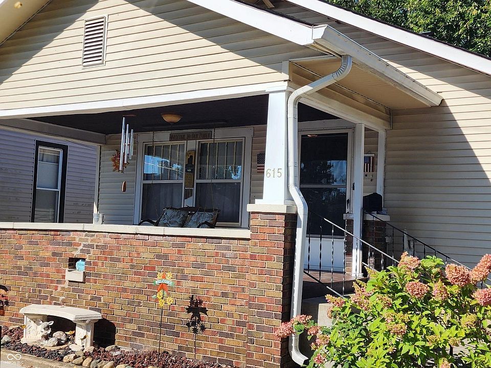 1st image of 615 Elm St