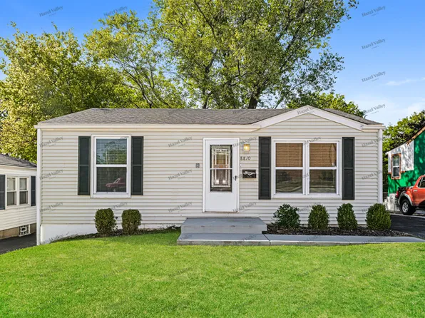 8810 Harold Dr, Saint Louis, MO 63134