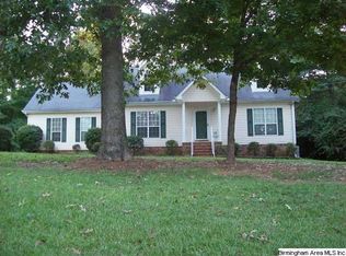 621 Mays Bend Ln, Pell City, AL 35128
