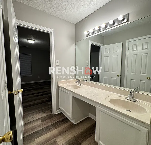7251 Calebs Ln — Photo 16