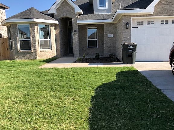 2nd image of 40 Balmoral Cir