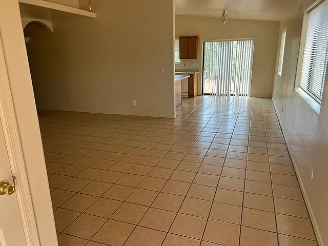 71 Circulo Verdugo — Photo 4