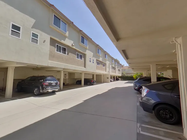 1940 Maple Ave #101 — Photo 14