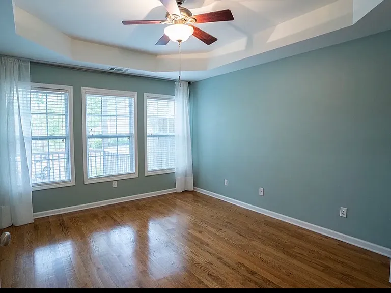 303 Port Laz Ln — Photo 4