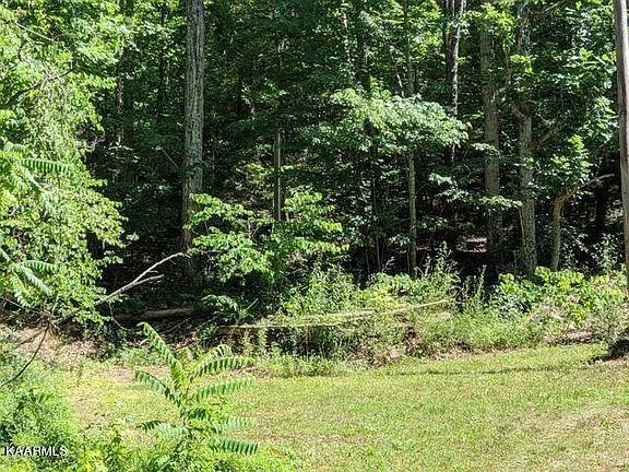 2nd image of Laurel Lake Cir