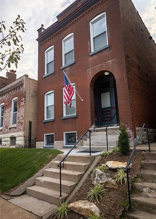 1st image of 3171 Nebraska Ave #2F
