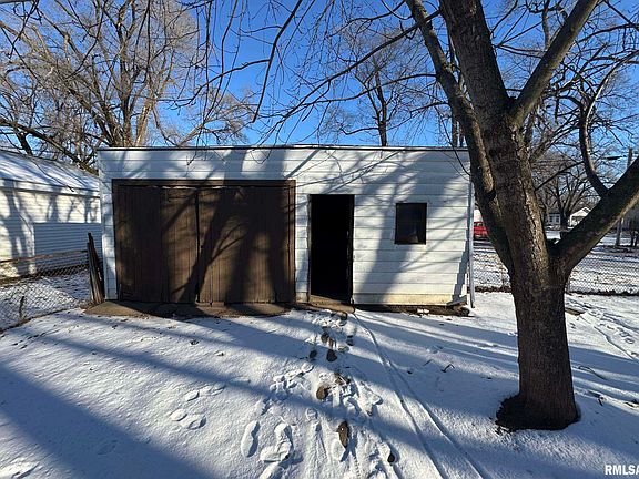 2nd image of 3031 W Meidroth St