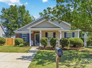110 Camforth Dr, Mooresville, NC 28117