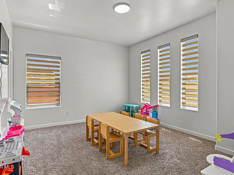 14585 John McNeely Ave — Photo 5
