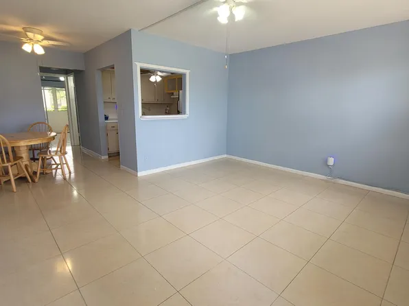 175 Salisbury H, West Palm Beach, FL 33417