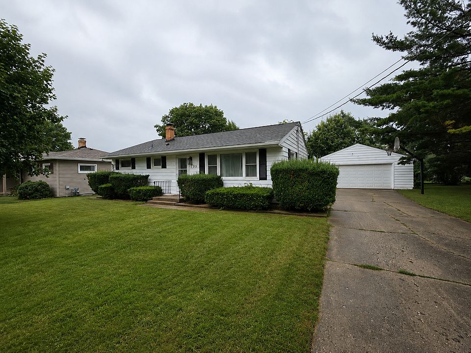1st image of 735 Maple St