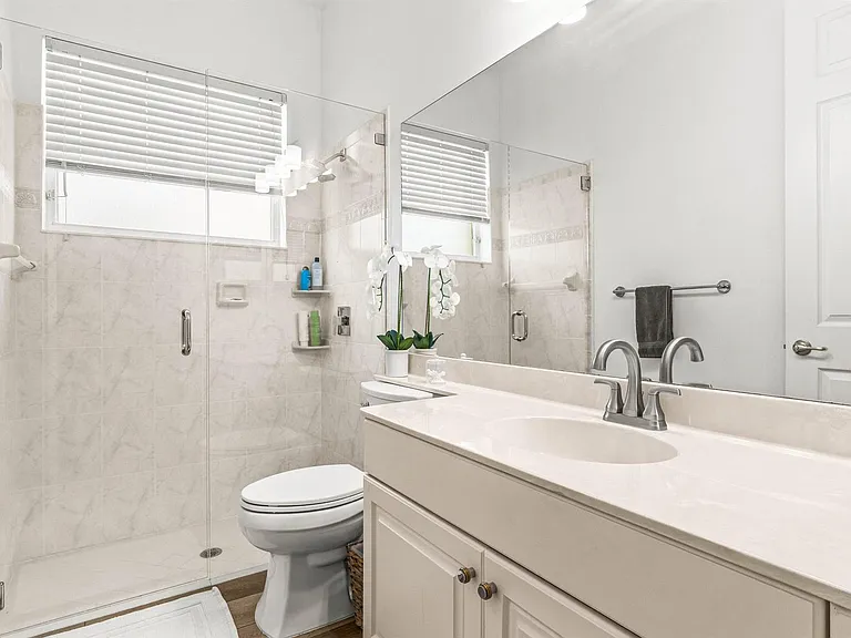 4621 Windward Cove Ln — Photo 45