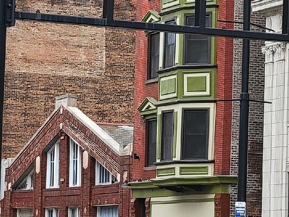 5th image of 12 W Court St #7