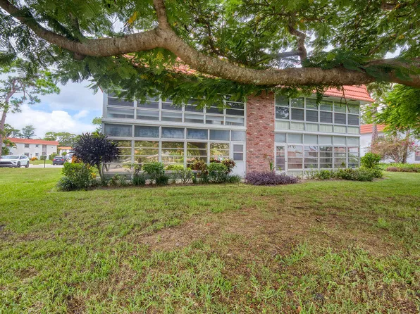 2600 SE OCEAN Boulevard #M1, Stuart, FL 34996