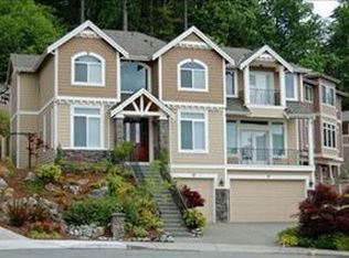 13835 SE 77th Pl, Newcastle, WA 98059