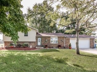 3301 Sand Rd, Edwardsville, IL 62025