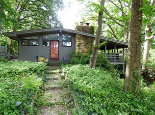 670 Craigwoods Dr, Saint Louis, MO