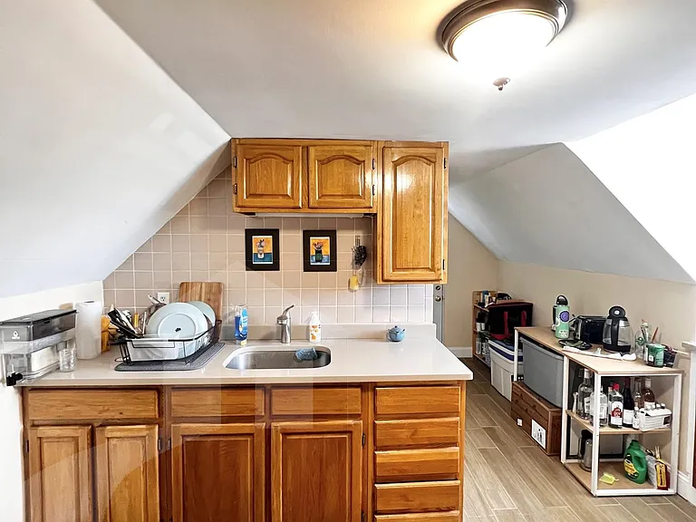 48 Beacon St #3 — Photo 6