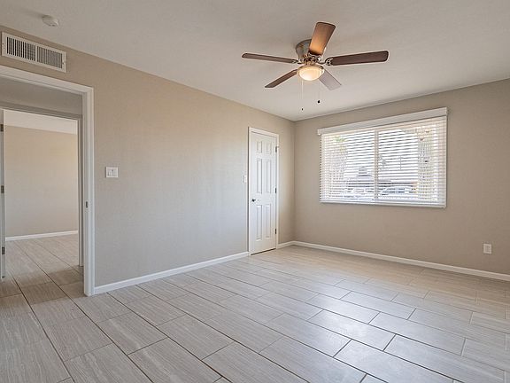 4th image of 1274 E Hermosa Dr