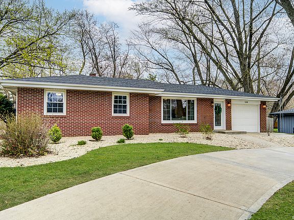 2nd image of 1118 Cassie Dr