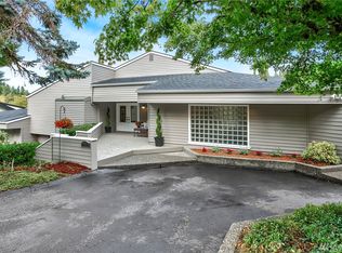 16306 Valhalla Dr, Bothell, WA 98011