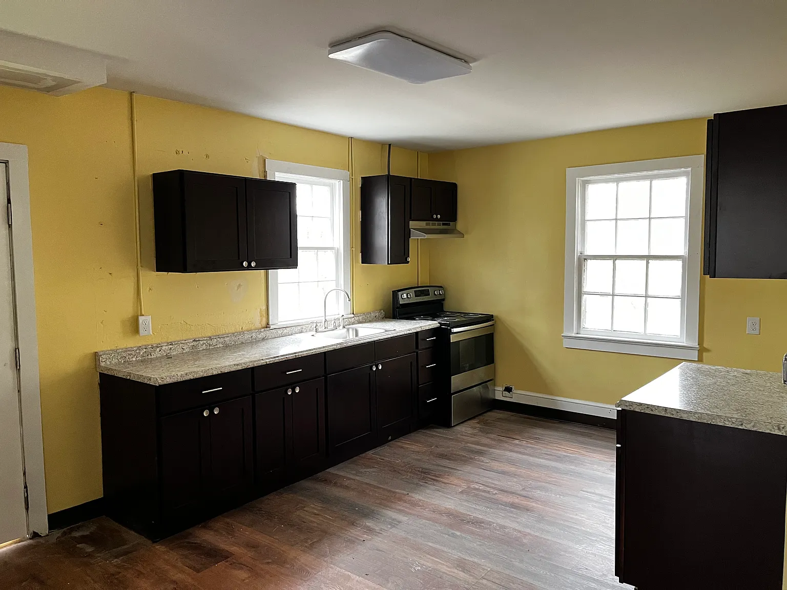 2 bed, 840 sqft, $850 — Photo 2