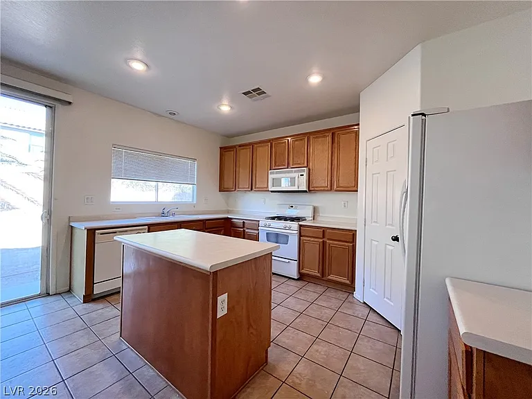 11609 Whipkey St — Photo 2