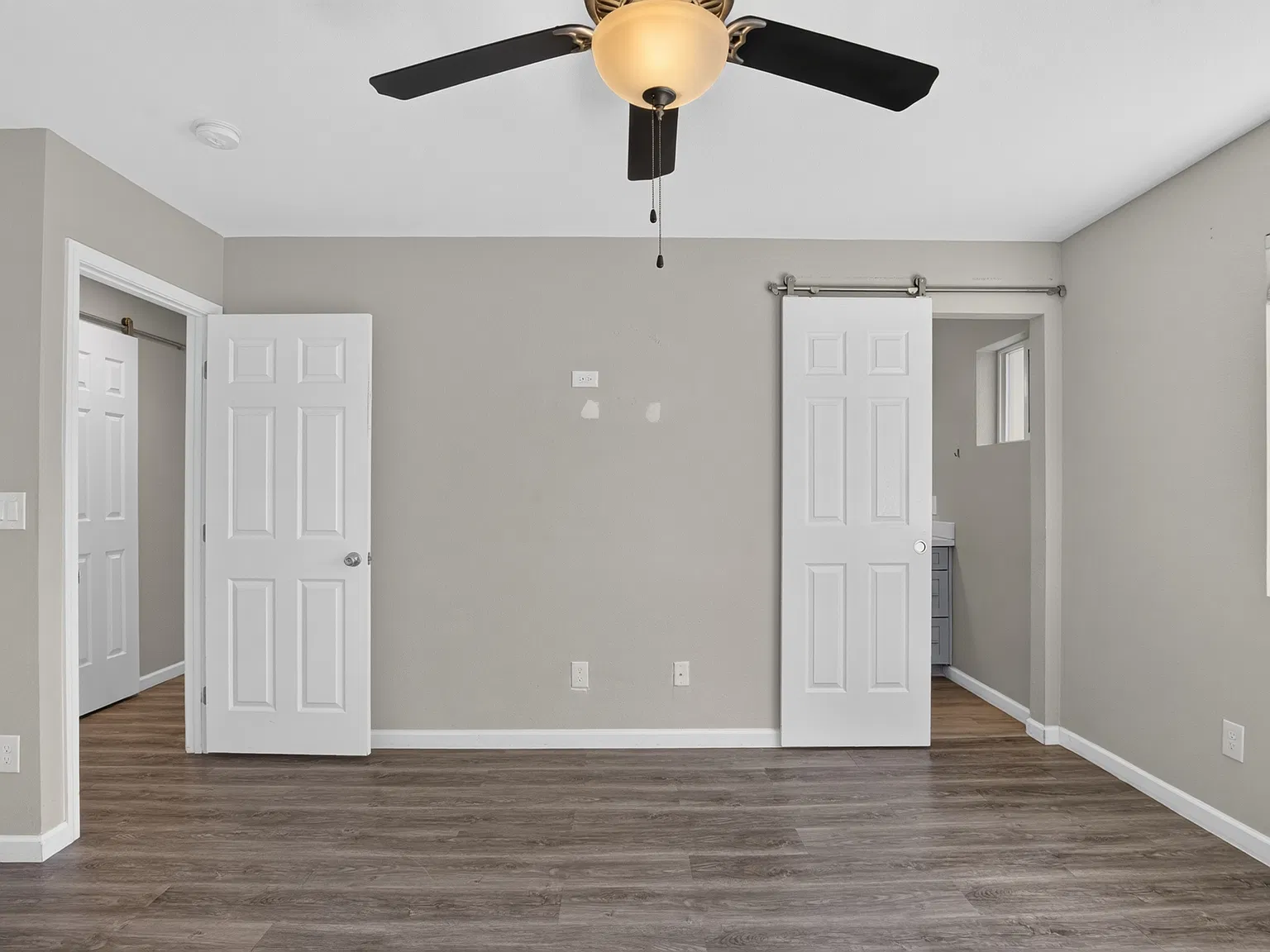 3 bed, 1400 sqft, $2,595 — Photo 2