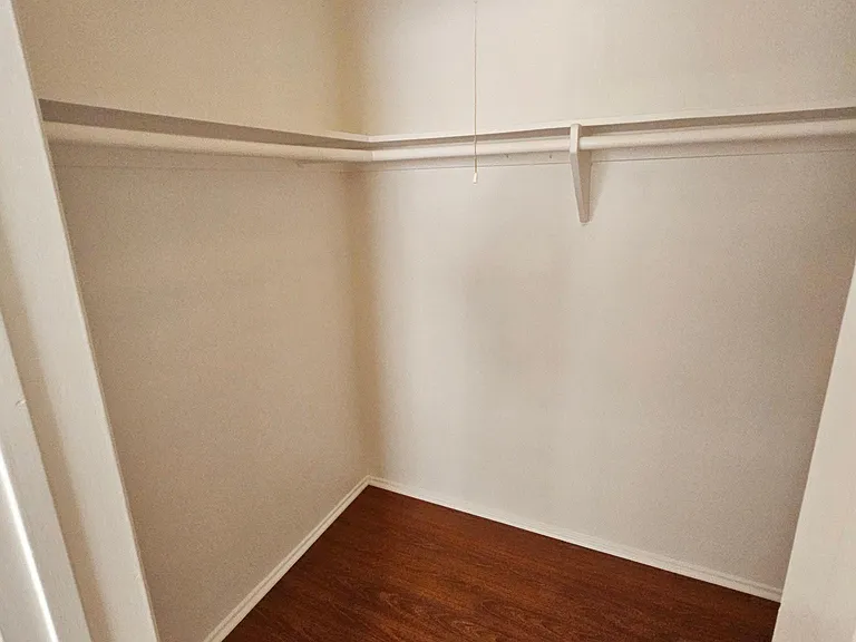 525 N Flores St #2 — Photo 15