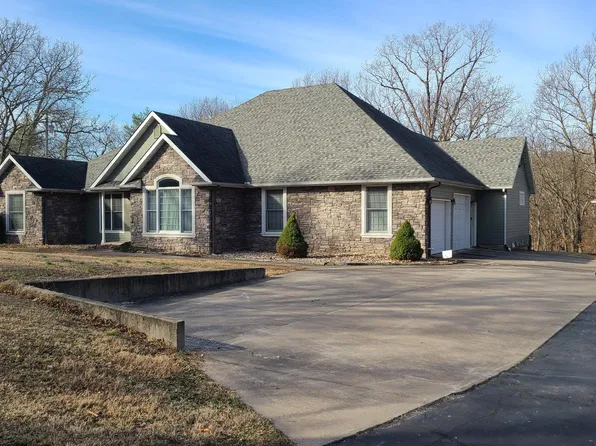 4856 Goldfinch Rd, Joplin, MO 64804