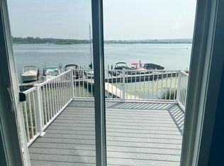 195 Joslin Cove Dr, Manistee, MI 49660