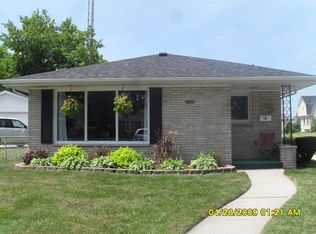 3218 Caledonia St, Racine, WI 53402