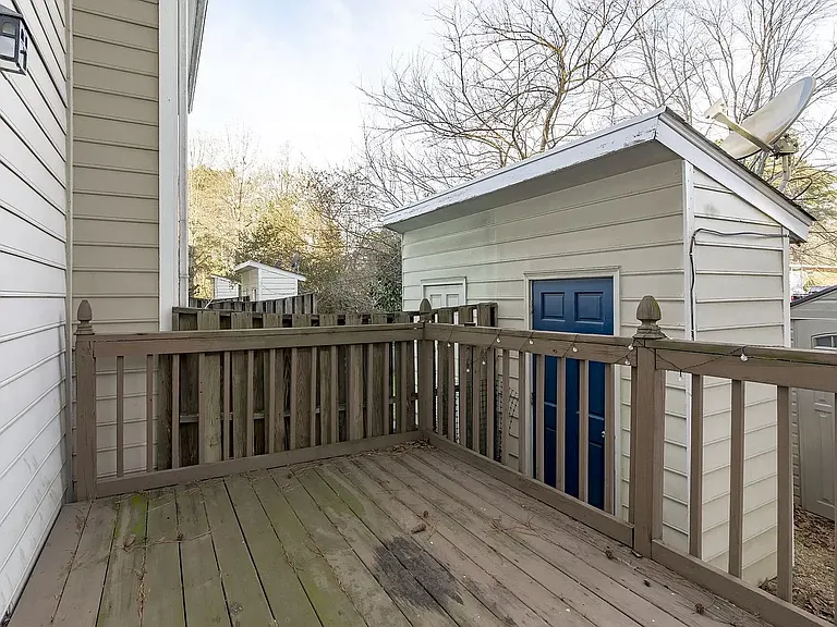 631 Bashford Rd — Photo 9