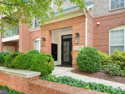 12170 Abington Hall Pl APT 201, Reston, VA, 20190