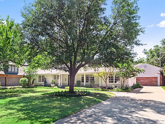 3rd image of 6330 Prestonshire Ln