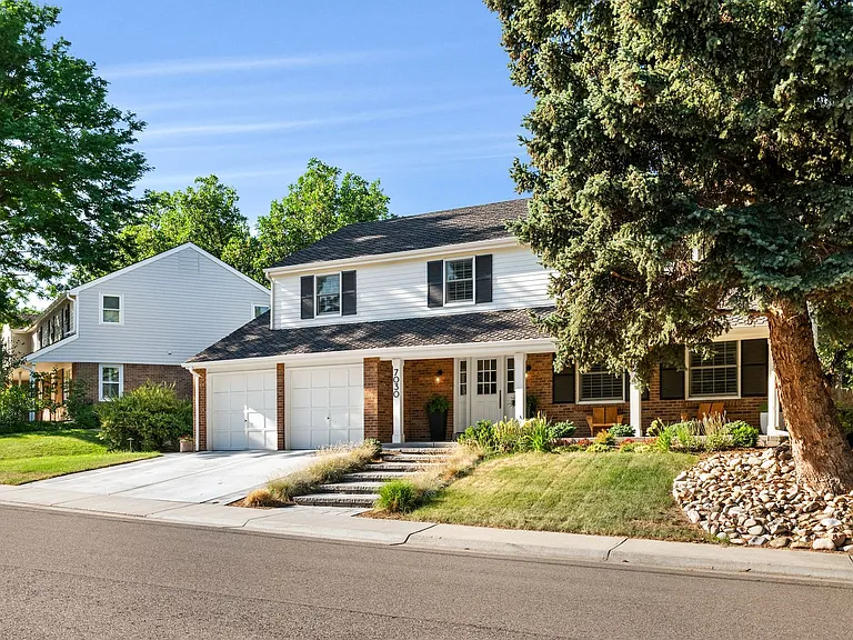 7030 Magnolia Cir — Photo 31