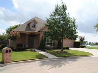 11 Lake Circle Dr, Trophy Club, TX 76262