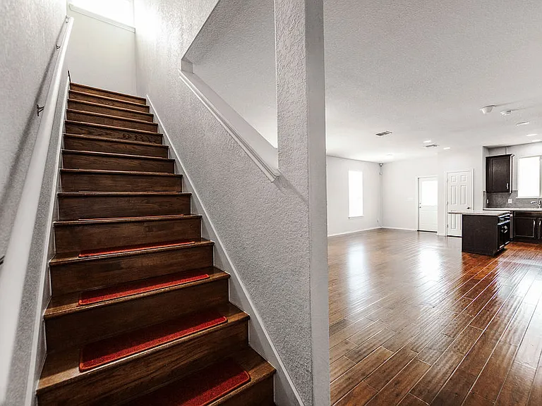24370 Invitation Oak — Photo 19