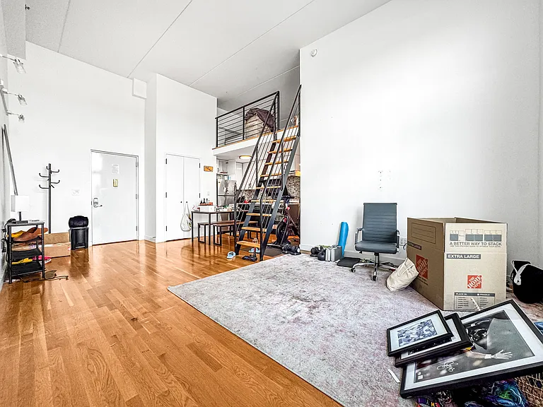 342 Eldert St #405 — Photo 3